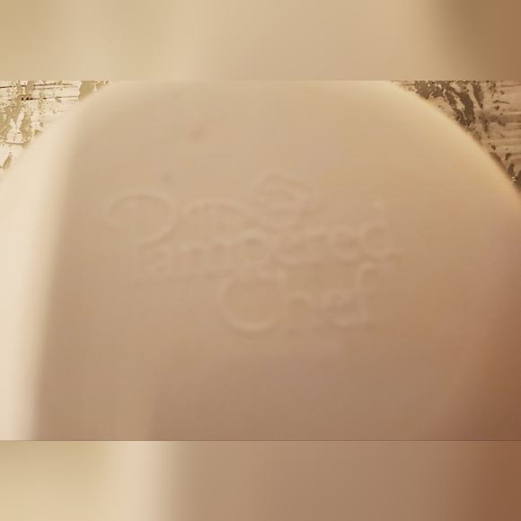 Pampered Chef Spiral and Slice #1136 Kitchen Tool Vegetable Fruit Spiralizer - Picture 8 of 8